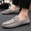 Chaussures décontractées pour hommes, pois de conduite, marque de styliste, chaussures en daim, mocassins de luxe en cuir, mocassins noirs, baskets plates, bateau paresseux pour hommes