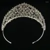 مقاطع الشعر Tiaras و Crowns Hadiyana التصميم الفاخرة لحفل حفلات الزفاف للنساء أنيقة عالية الجودة BC4434 Accessoire Femme