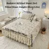 Elegant blommig 3 -delad sängkläder set quiltad sängkjol med rufsade örngott mjuka bekväma - perfekt för sovrum och sovsal dekor
