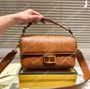 Designer schoudertas Luxe stokbrood Dames crossbody tas Merk echt leer Mode handtas Hoge kwaliteit Tas met klein handvat Multifunctionele portemonnees met doos