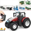 RC Farm Tractors Car Trailer 2.4G Radiokontrollerad jordbrukssimulator Truck Miniature Farmer Animal Model Toys Barn Boy 240321