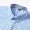 100% Cotton Breattable Men Oxford Short Sleeve Summer Plaid Randig Male Shirt Busination Regular Fit Overdimensionerade kläder 240318