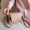 Dış ticaret için sınır çapraz çantaları, kadınların yeni tek omuz crossbody çantası, kadınların düz renk, retro moda, el harfleri, kişiselleştirilmiş moda çantası