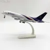 Flygplan Modle Scale 1/350 Längd 20 cm Thai Airlines A380 Metal Diecast Airplane Plan Model Aircraft Toys Gift for Boys Children Child Collection YQ240401