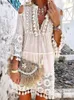 Robes décontractées de base Nouveau Printemps Broderie Crochet Dentelle Boho Robe Femmes Élégant Hors Épaule Gland À Volants Mini Été Col En V Dame Plage yq240402