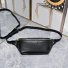 Designer Women Belt Bag Läder Fashion Fanny Pack Unisex Bumbag Letters Men Purse Längd 25 cm Lyxiga midjepåsar