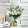 Flores decorativas 24 pçs folhas de eucalipto artificial verde falso ramos de plantas para festa de casamento ao ar livre casa decoração de mesa de jardim