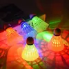 Volants de badminton 4pcs Nylon LED Entraînement sportif en plein air intérieur pour le kit d'outils de jeu de balle 240223 Drop Delivery Sports Outdoors Racqu Ote7F