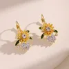 Orecchini pendenti 2024 zircone goccia di girasole per le donne Fiore di cristallo asimmetrico Daisy Bee orecchino regalo di gioielli per ragazze