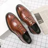Chaussures habillées 2024 Hommes Printemps Slip-on Lofter Pois Business Casual Cuir Tendance Jeunes hommes