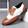 Sapatos de vestido italiano homens vestindo para elegante brogue moda zapatos oxford formales de hombre klasik