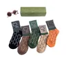 Chaussettes pour hommes designers de haute qualité Pur coton broderie de luxe Socking chaussettes de danse hip pop.