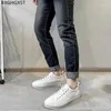 أحذية غير رسمية من الجلد الأبيض للرجال 2024 أحذية رياضية تزلج التزلج chaussure homme zapatos