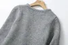Kvinnors stickor Ethereal 2024 Stil av avslappnad standardversion Gray Wool Blend Asymmetrical Cardigan