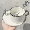 Tassen Becher Keramik Tasse Wasser Haushalt Kaffee Set Einfaches gut aussehendes Mädchen