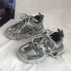 2024 scarpe da papà sporca personalizzate triple s trainer per pista nuovi uomini ingombranti maschi e donne designer di donne arancione arancione che camminava Paris Shoe Z1