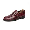 Kleid Schuhe Männer Luxus Italienische Herbst Casual Loafers Elegantes Leder Braun Design Einzigartige Business Mokassins M121