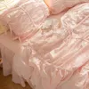 Sängkläder sätter koreanska prinsessan Stil Seersucker Cotton Set Pleat Quilt Cover Bed kjol eller linne kudde Shams sängkläder