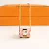 designer ketting Klassieke luxe ketting Dames 18k goud Letter Sieraden Kleurvast Hypoallergene geschenken