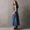 カジュアルドレスレトロストラップデニムスカート女性のロングドレス高品質のデザイナー刺繍夏韓国ファッションストリートウェアポケットプラス