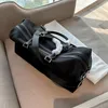 Wasserdichte Reisetasche aus Fallschirm-Nylon mit großem Fassungsvermögen, Fitness-Sporttasche, Einzelschulter-Crossbody-Hand-Business-Tasche