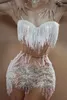 Urban Seksowne sukienki Postrzegaj przez kobiety koktajl Brithday Suknie Sheer Luxury Białe Perły Sukienka Black Girl Short Prom Shangxue YQ240330
