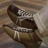 أحذية غير رسمية 2024 الربيع البولينج خمر جلدية حقيقية رجالي تدريب أحذية الأزياء مزيج الكعب السميك