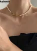 Pendentif Colliers Kshmir 2021 collier de perles de verre pour les femmes avec un sens du design collier pliant chaîne de clavicule bijoux accessoires pour femmes 240330