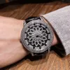 Tiktok Fortune trasforma uomini e donne in tutto il cielo Orologio al quarzo di tendenza con quadrante rotante con diamanti e stelle