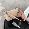 Cordão 2024 designer de couro pequena corrente design sacos ombro para as mulheres moda feminina bolsas luxo cor sólida bolsa