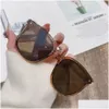Outdoor-Brillen Neue faltbare Sonnenbrille Instagram Damen High-End-UV-beständige Drop-Lieferung Sport im Freien Radfahren Schutzausrüstung Otfxo