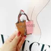 Cute Keychains Fashion Teddy Bear Designer Key Chain Ring Gifts Women PU Leather Car Buckles Bag Charm Accessories Men Animal Keyring Holder A5K01