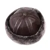 Chapeaux chauds d'hiver pour hommes en plein air épais en cuir véritable fausse fourrure Bonnet rond russe mâle coupe-vent neige casquette de Ski doublé polaire 240311