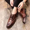 Dress Shoes Man Oxfords Full Brogue Long Wing Business Casual Party Retro Carved Lace-up British Style Shoe Autumn Spring Summer