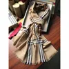 Designer Scarf Luxury Shawls Cashmere Scarf Designer Scarves Winter Men Kvinnor Kvalitet Mjuk tjock sjal halsdukar Fashion Scarve 4 Season Foulard Factory Store