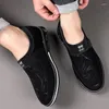 Sıradan Ayakkabı Klasik Erkekler Deri Slip-On Man's Loafers Lüks İş Düğün Partisi Ayakkabı Chaussures Hommes Pour