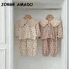 Spring Baby Girl Pajama Zestaw Śliczny kwiatowy morel Khaki Turndown Kllar Otwarte ścieg