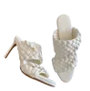 Kvinnliga sandaler vävda höga klackar kurva sandal långsträckt mandel tå mules mode lyxiga designers kvinnor skor med box4564580