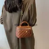 أكياس الكتف ins سلسلة الأزياء حقيبة صغيرة نساء 2022 New Lingge prosonsile Crossbody Box Handheld H240401