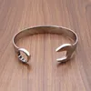 Chaîne Livraison gratuite de punk argent acier inoxydable mécanique Intaglio clé à une extrémité bracelet pour bracelet cadeau pour hommes Q240401