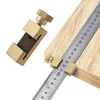 Posizionamento del blocco di regolazione del limite del righello in acciaio, posizionamento del localizzatore per la lavorazione del legno, marcatura del limitatore in ottone