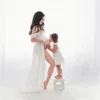 Annelik Arabası Uzun Elbiseler Seksi Po Pography Props Hamile Kadınlar Siyah Beyaz Yumuşak Dantel Şifon Hamilelik Maxi Elbise 240319