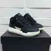 Дизайнерские обувь Amirir Shoes Crase Up Fashion Sneakers Мужчины Женщины Черная белая кожаная кожа с толстыми поддержанными кроссовками повседневные кроссовки с низким отдыхом