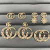Stud Luxus Gold Ohrringe Designer für Frauen Hoop Ohrringe Brosche Brief Ohrringe Schmuck mit Schachtel Set Valentinstag Geschenk Engageme