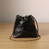 22 Borsa a tracolla con tracolla a catena mini di design con coulisse perla Borsa a tracolla con caviale in caviale Marchio Europa Qualità originale Spedizione gratuita in tutto il mondo con scatola