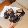 Обувь для маленьких девочек, кожаная обувь, весна 2023, сетчатая дышащая обувь в стиле принцессы с бантом для детей, Zapatillas 240321