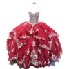 2024 Sexy Luxe Donkerrode Quinceanera Jurken Gouden Kant Applicaties Kristal Kralen Sweetheart Corset Rug Ruches Sweep Trein Baljurk Feest Gala Avondjurken