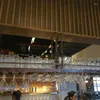 Dekorativa plattor som hänger vinglas upp och ner bägare kreativa rack ornament hem