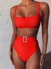 Kobiety stroje kąpielowe wysokie bikini solidne fioletowe rhinestone z luksusowym kostiumem kąpielowym seksowny strój kąpielowy push dwupoziomowy strój kąpielowy J240330