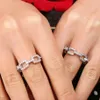 Luxury 925 Sterling Silver Classic Link Chain Shape Simulated Diamond Stapelbar ring för kvinnor Crystal Zircon -förlovningsringar